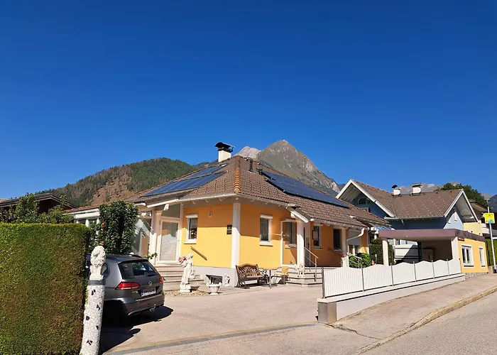 Haus Trojer